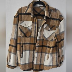 Plaid Button-Up shirt jacket brown, white, black, tan flannel shacket size small